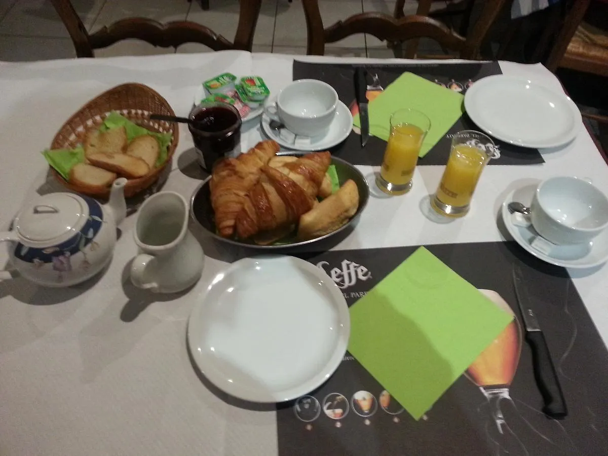 Entre Golfe Et Ocean Hotel Noyalo 3*,